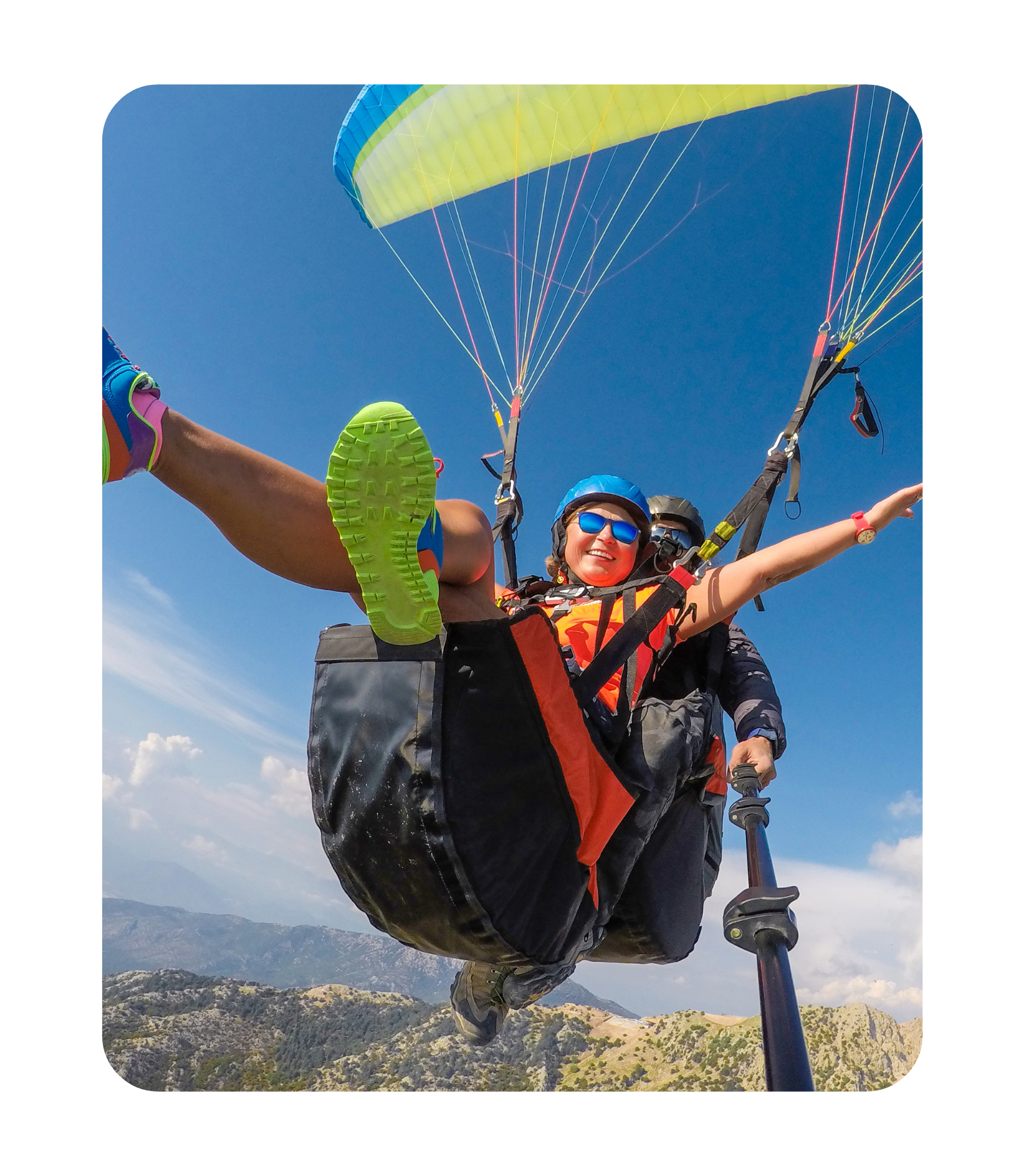 Paragliding cliffs agaidr 1